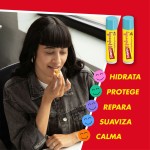 Balsam Hidratant Carmex Hi Anti-Age Transparent Fructe Roșii Stick Voluminozitate labială
