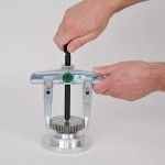 Extractor de rulmenți KUKKO 120 x 100 mm 2 Picioare