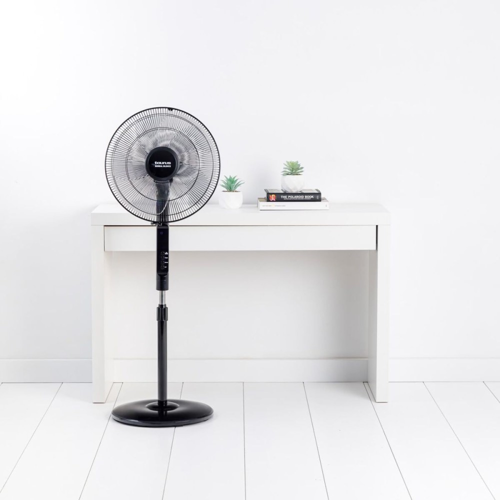 Ventilator de Unitate Taurus Negru