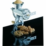 Mașină de tocat manuală din fontă Baumalu 450076