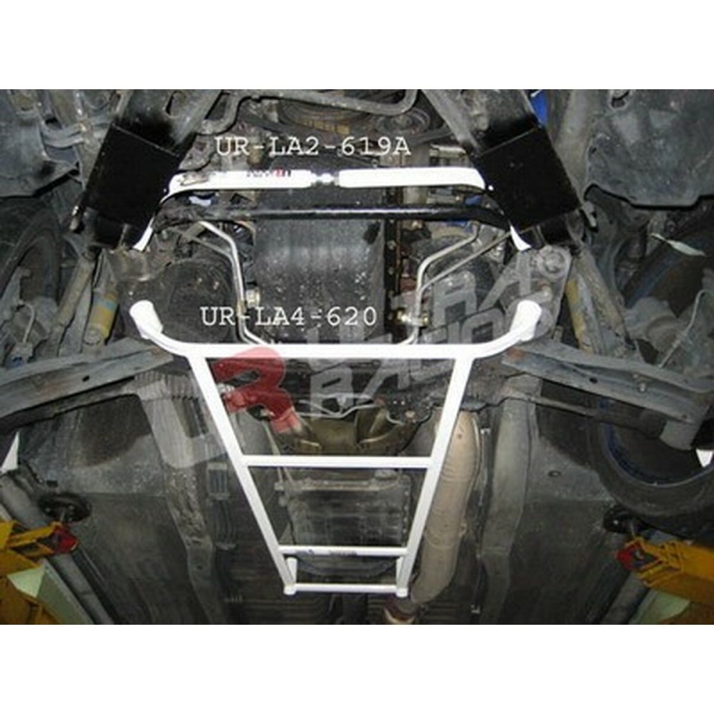 Bara de armare Ultra Racing URLA4-620