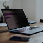 Suport pentru Laptop Startech 133T6-PRIVACY-SCREEN Plastic