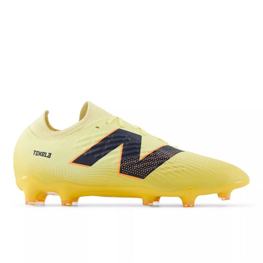 Încălțăminte de Fotbal pentru Adulți New Balance Tekela Magia Low Laced Galben