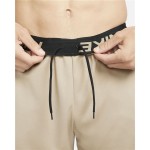 Pantalon Scurt Sport Nike Dri-FIT Bej Bărbați