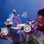 Set de Construcție Lego 42211 Lunar Outpost Moon Rover Space Vehicle 1082 Piese