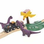 Antrenează-te cu Circuitul Brio Aventure Dinosaure