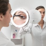 Oglindă cosmetică cu LED cu picior flexibil și ventuză Mizoom InnovaGoods