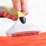 Perie pentru îndepărtarea scamelor cu accesorii 4 în 1 Blint InnovaGoods Gri (Recondiționate B)