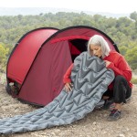 Saltea și Pernă Gonflabile Ultralight InnovaGoods V0101020 (Recondiționate C)