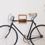 vidaXL Suport bicicletă de perete, 35 x 25 x 25 cm, lemn masiv acacia vidaXL Suport bicicletă de perete, 35 x 25 x 25 cm, lemn masiv acacia