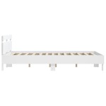 vidaXL Cadru de pat cu tăblie, alb, 140x190 cm, lemn prelucrat vidaXL Cadru de pat cu tăblie, alb, 140x190 cm, lemn prelucrat