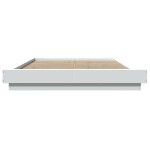 vidaXL Cadru de pat cu lumini LED, alb, 140x190 cm, lemn prelucrat vidaXL Cadru de pat cu lumini LED, alb, 140x190 cm, lemn prelucrat