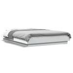 vidaXL Cadru de pat cu lumini LED, alb, 135x190 cm, lemn prelucrat vidaXL Cadru de pat cu lumini LED, alb, 135x190 cm, lemn prelucrat