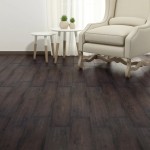 vidaXL Plăci pardoseală autoadezive, maro închis, 5,21 m², 2 mm, PVC vidaXL Plăci pardoseală autoadezive, maro închis, 5,21 m², 2 mm, PVC