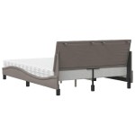 vidaXL Pat cu saltea, gri taupe, 140x200 cm, textil