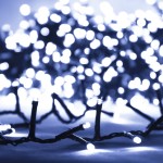 vidaXL Instalație compactă cu 2000 LED-uri, alb rece, 45 m, PVC vidaXL Instalație compactă cu 2000 LED-uri, alb rece, 45 m, PVC