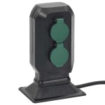 vidaXL Priză de exterior cu țăruș și 4 căi, negru/verde, 15,5x11x24 cm vidaXL Priză de exterior cu țăruș și 4 căi, negru/verde, 15,5x11x24 cm