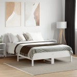 vidaXL Cadru de pat fără saltea, alb, 135x190 cm, lemn masiv de pin vidaXL Cadru de pat fără saltea, alb, 135x190 cm, lemn masiv de pin