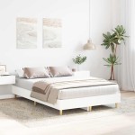 vidaXL Cadru de pat fără saltea, alb, 135x190 cm, lemn prelucrat vidaXL Cadru de pat fără saltea, alb, 135x190 cm, lemn prelucrat