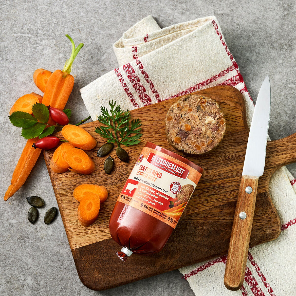 Hrană umedă Fleischeslust 200 gr Vițel