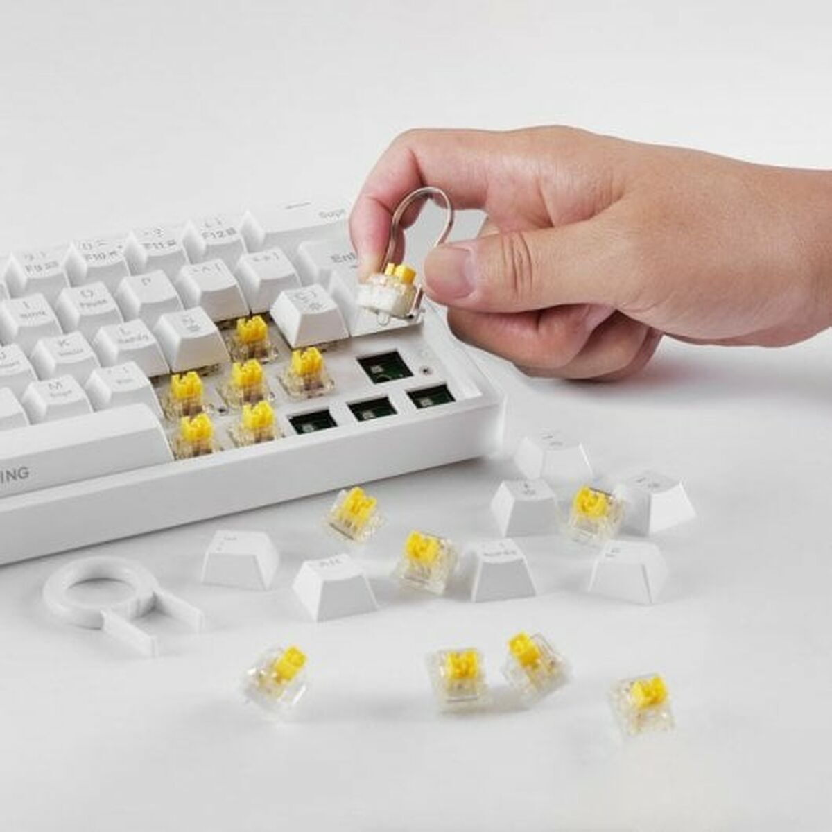 Tastatură Gaming Mars Gaming MKMINIPROWBES Qwerty US Alb