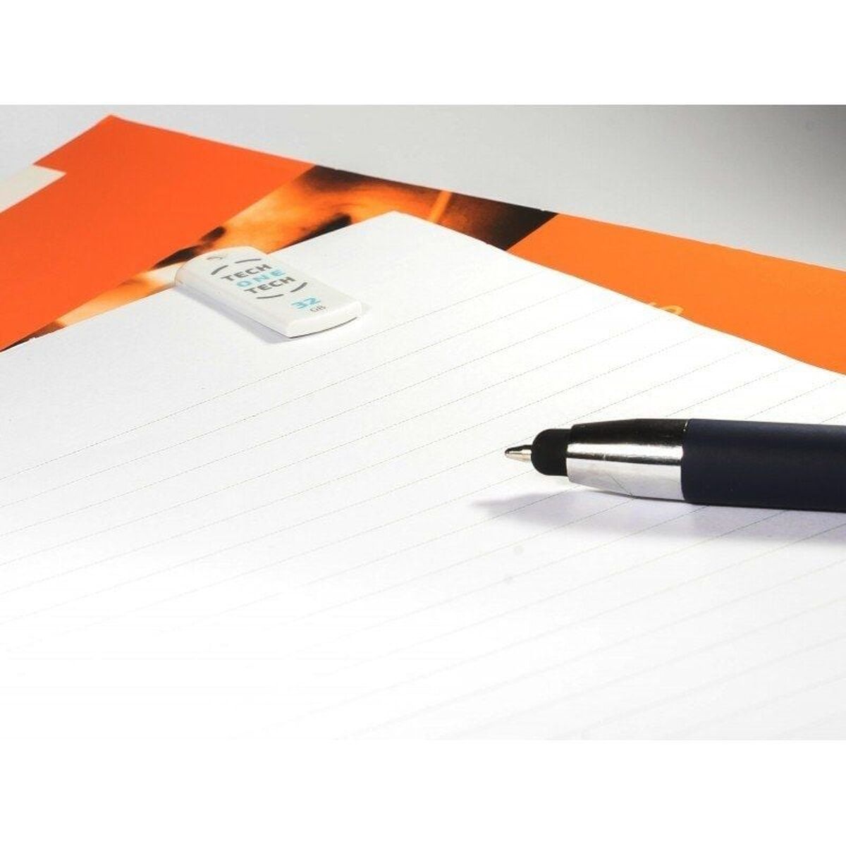 Memorie USB Tech One Tech C008 Alb 32 GB