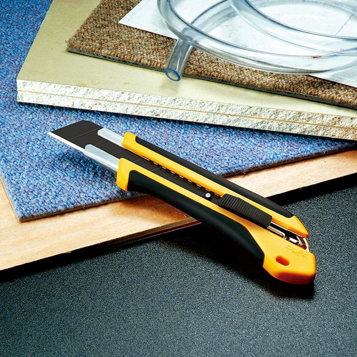 Cutter Olfa 25 X 0,7 MM polipropilenă 25 mm