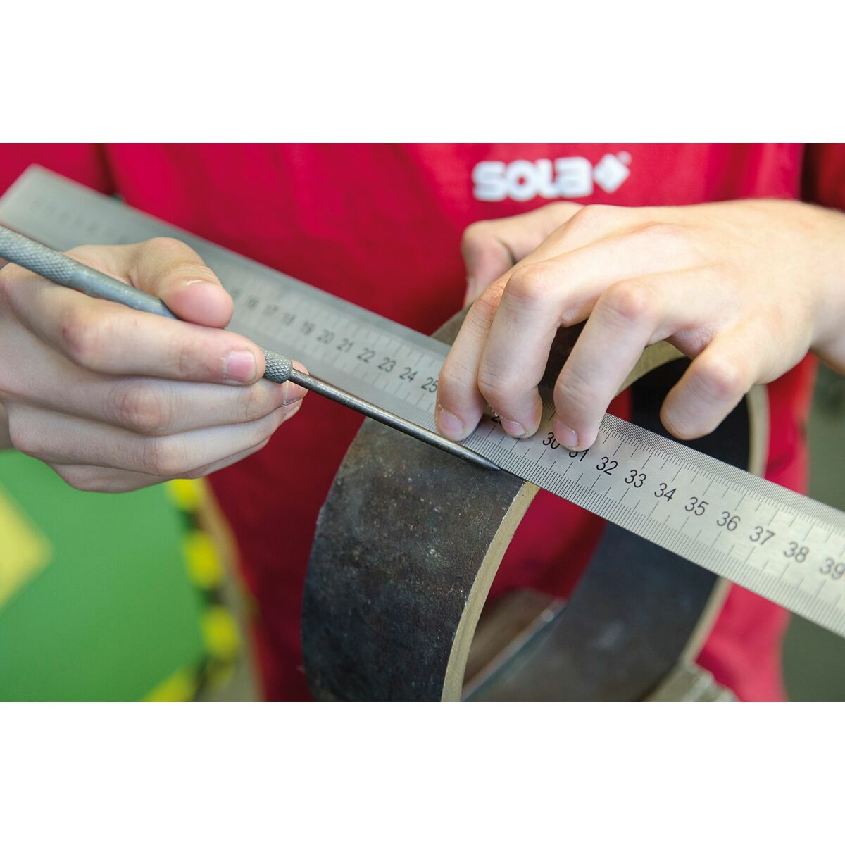 Riglă SOLA semi-rigidă