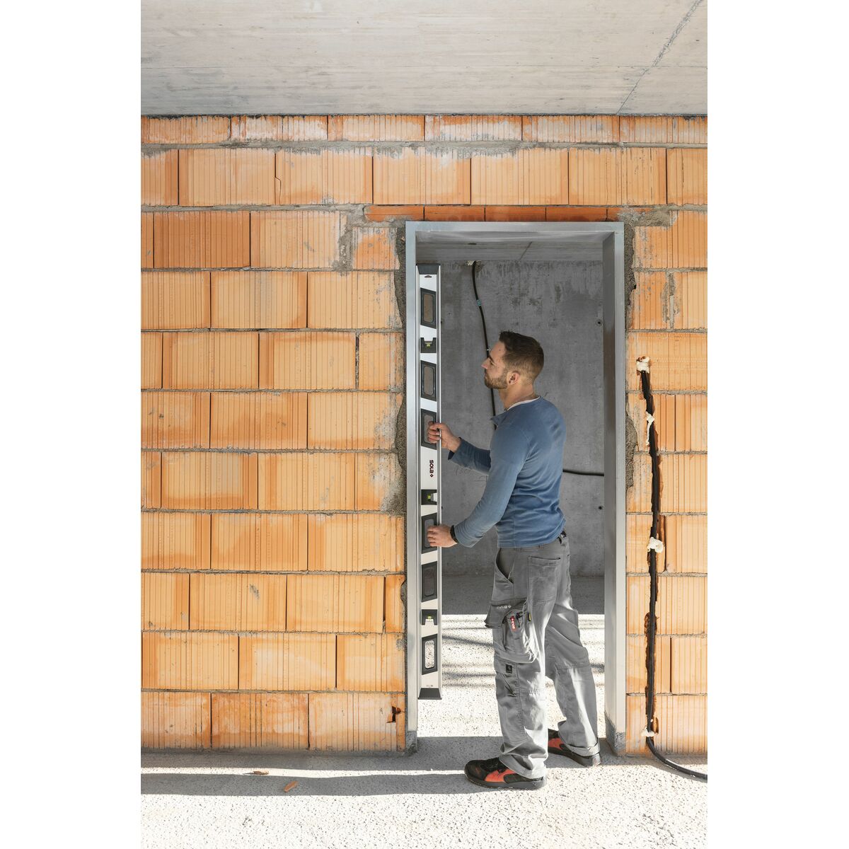 Nivelul Bulei SOLA HPL 75 mm Aluminiu