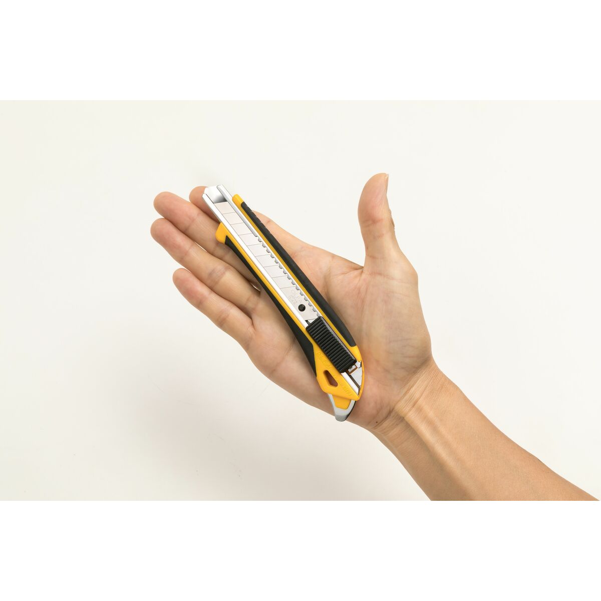 Cutter Olfa 12,5 X 0,45 MM Negru Metal polipropilenă 12,5 mm