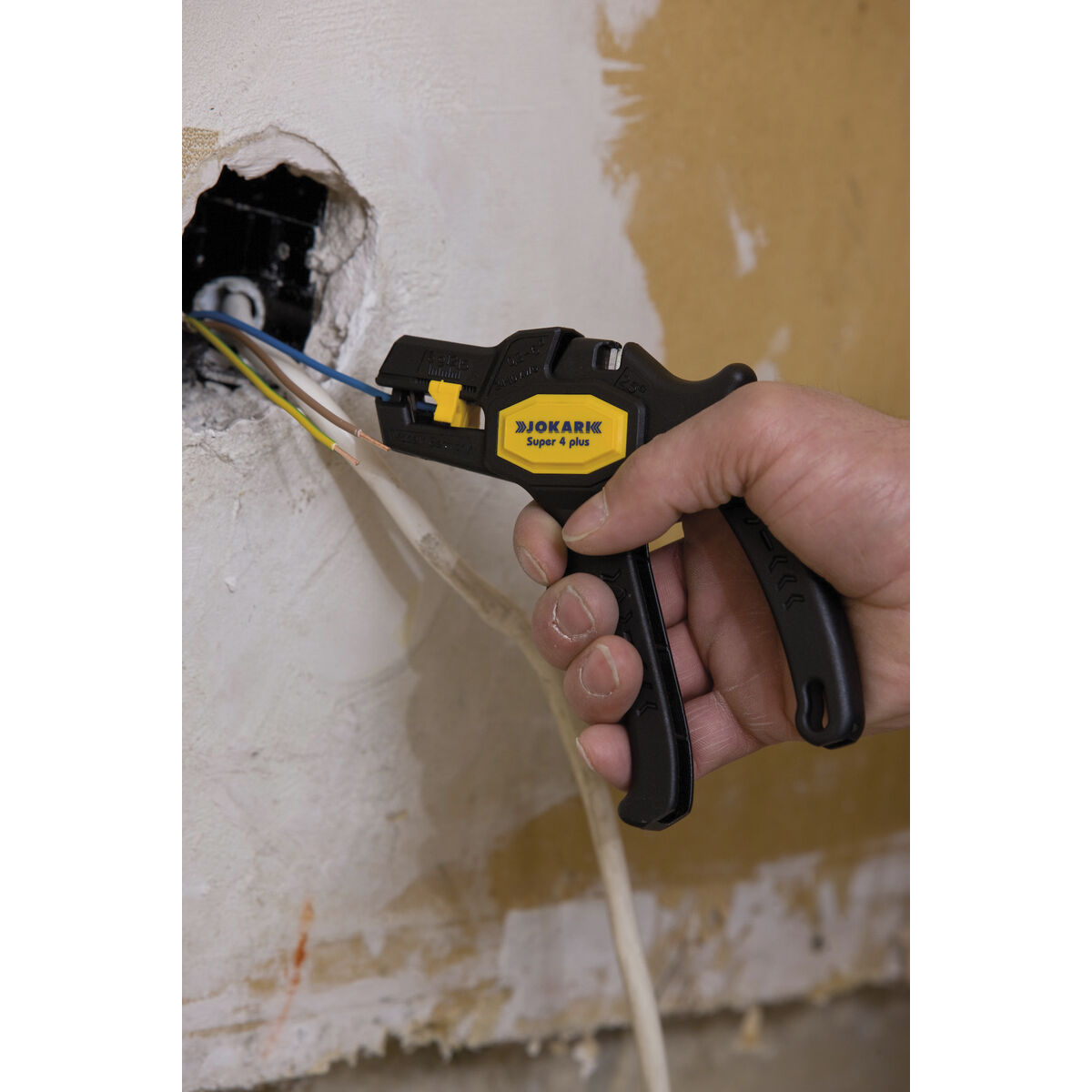 Clești pentru cabluri JOKARI Super 4 Plus