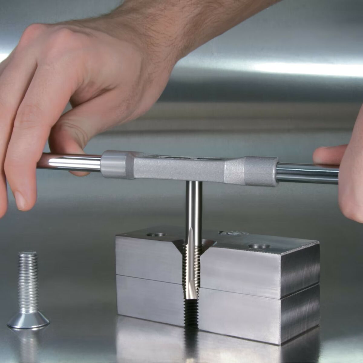 Set de tarozi pentru filetare manuală RUKO Oțel de mare viteză (HSS)