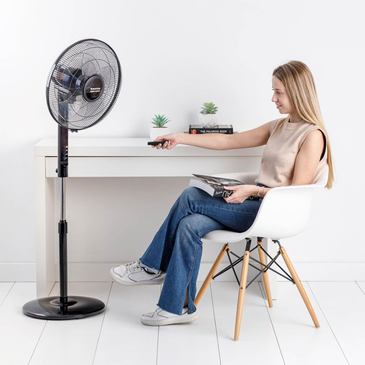 Ventilator de Unitate Taurus Negru