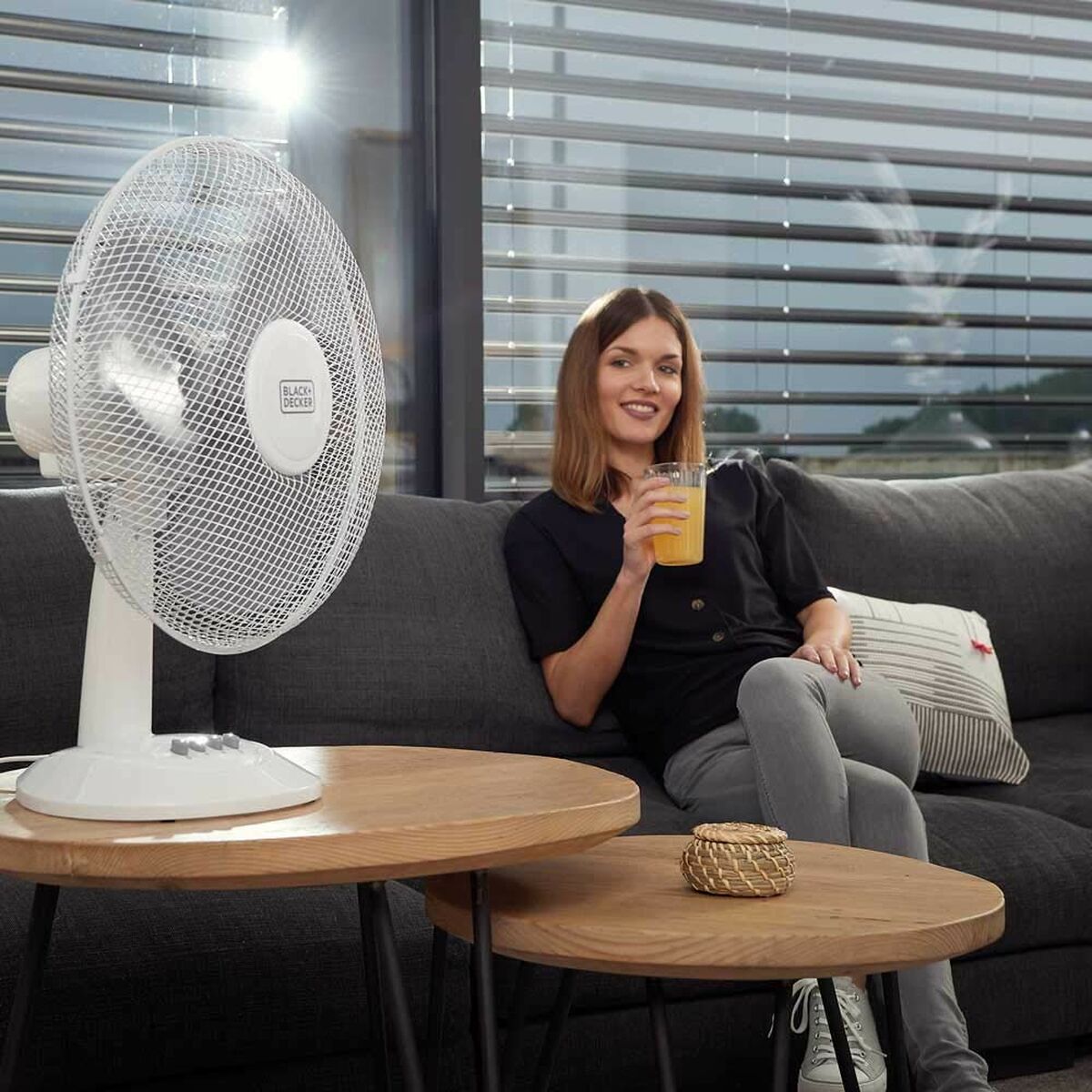 Ventilator de Masă Black & Decker ES9440030B Alb Negru 40 W