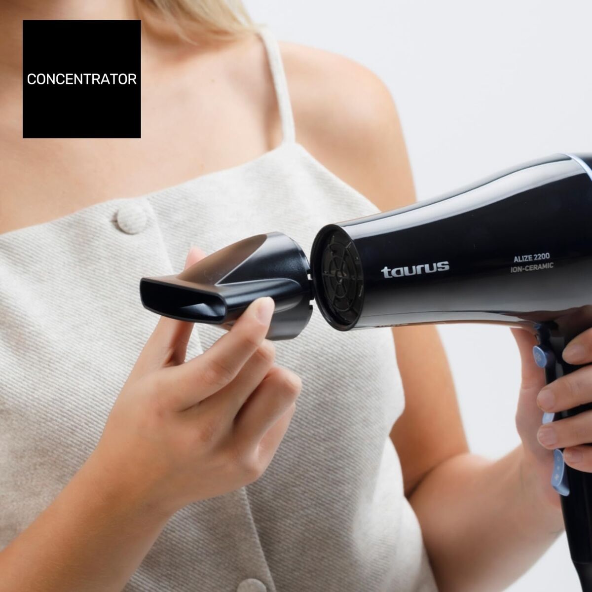 Uscător de Păr Taurus 900120 Negru 2200 W