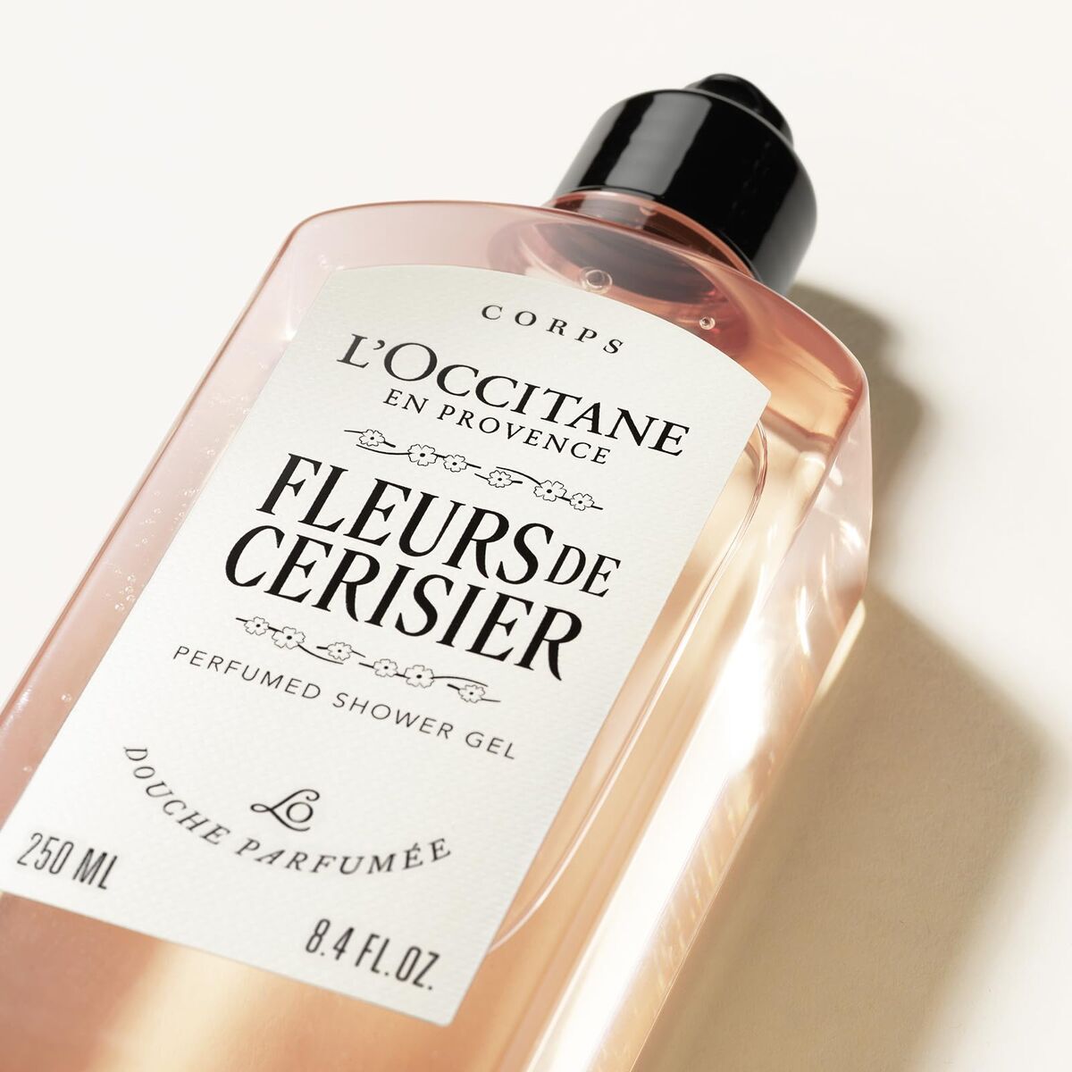 Gel de duș L'Occitane En Provence FLEURS DE CERISIER