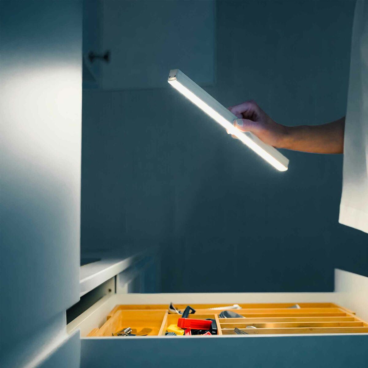 Lumină LED cu senzor de mișcare KSIX Grace