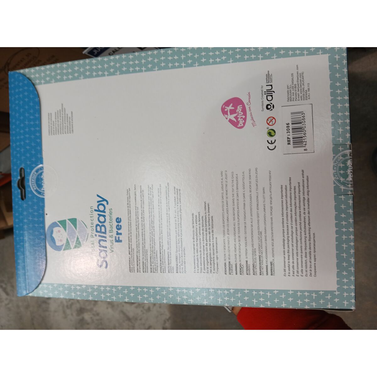 Hainele păpușii Berjuan 3086 Verde (28 cm)