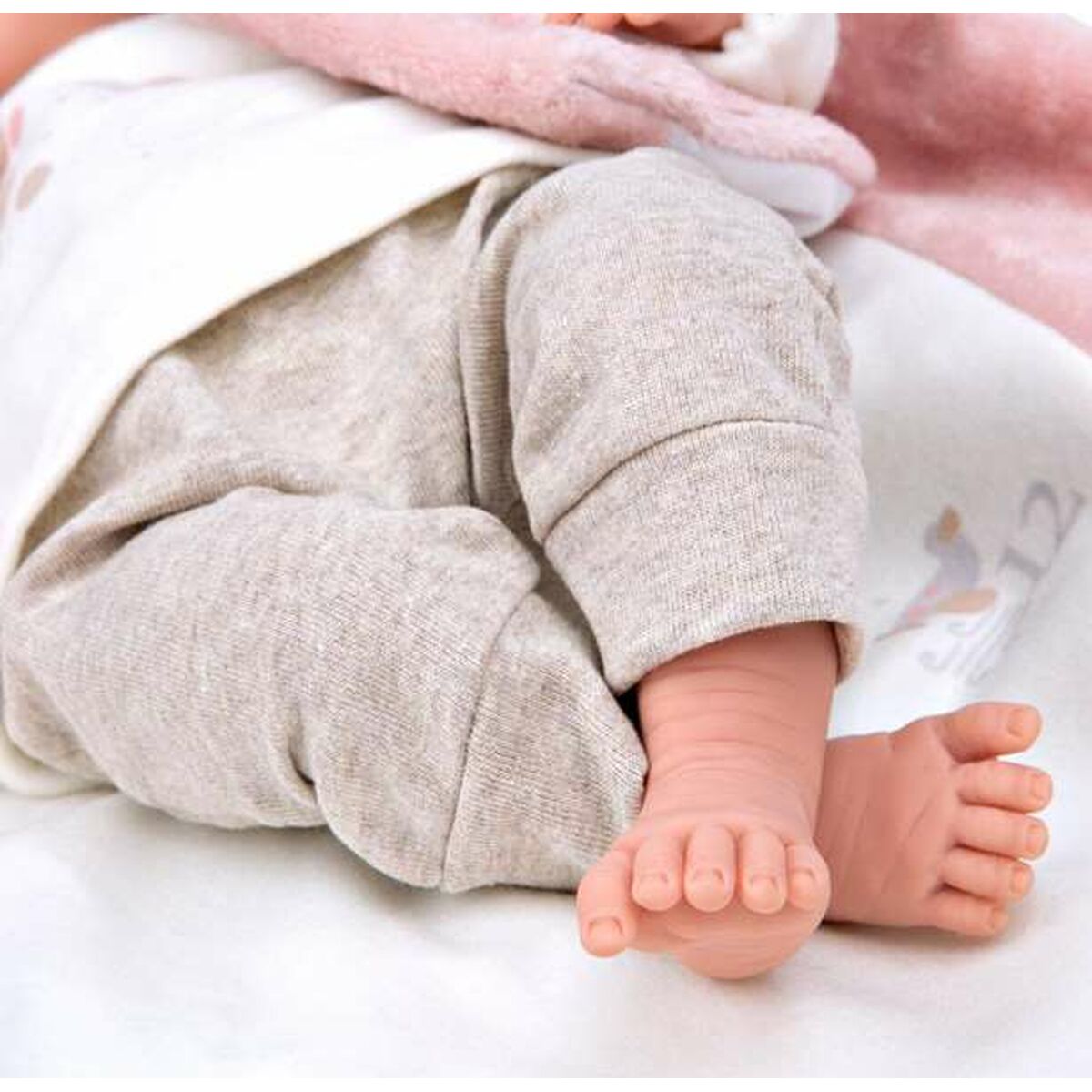 Păpușă bebeluș Arias Elegance