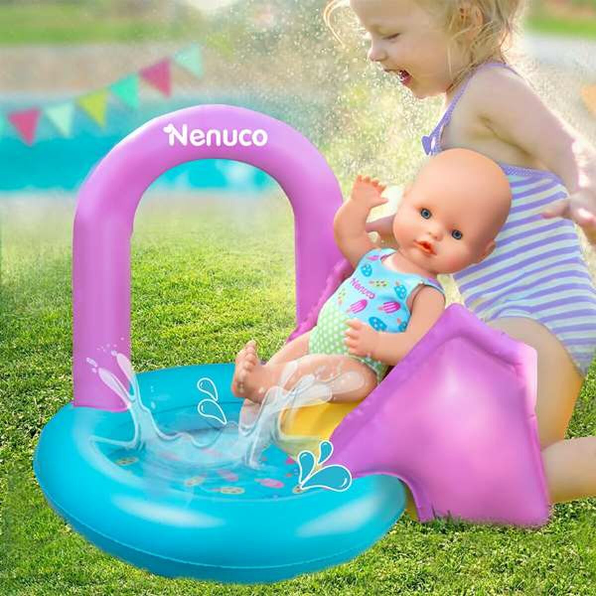 Păpușă Bebe Nenuco Pool Party 35 cm