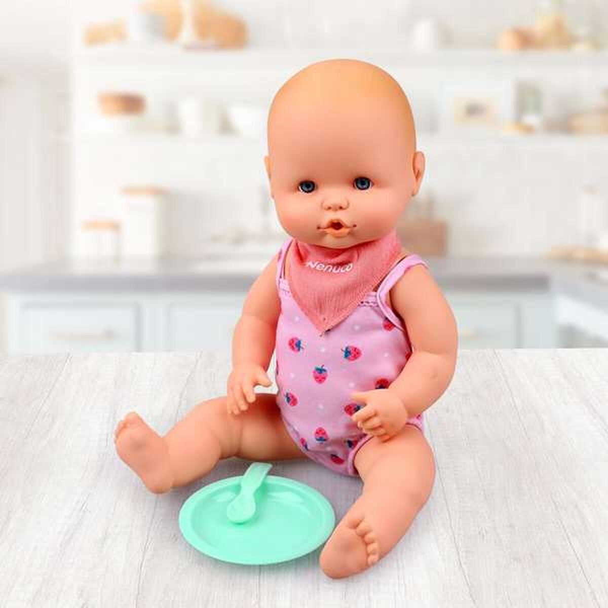 Păpușă Bebe Famosa 42 cm