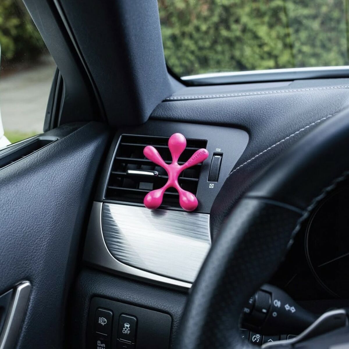 Odorizant pentru Mașină Dr Marcus Lucky Top Gumă de mestecat Plastic Pandantiv (12 Unități)