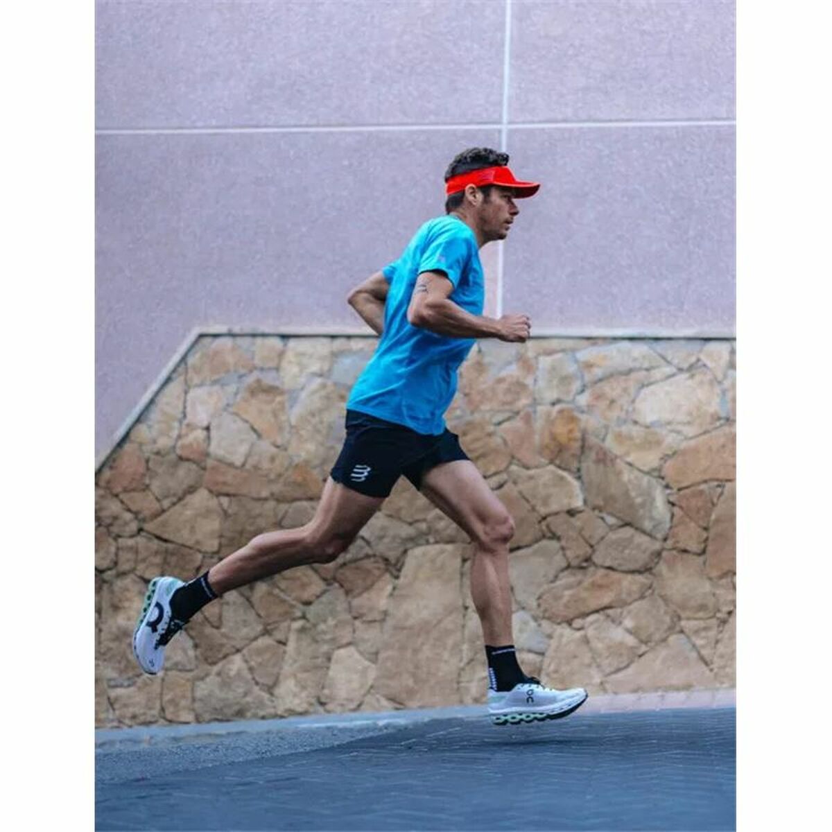 vizieră Compressport XHWU389-3050 Roșu Mărime unică