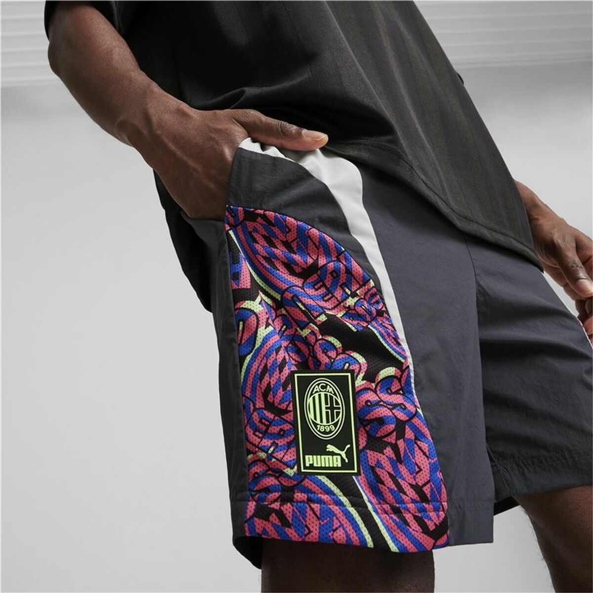 Pantaloni Scurți Sport pentru Bărbați Puma AC Milan Gri închis