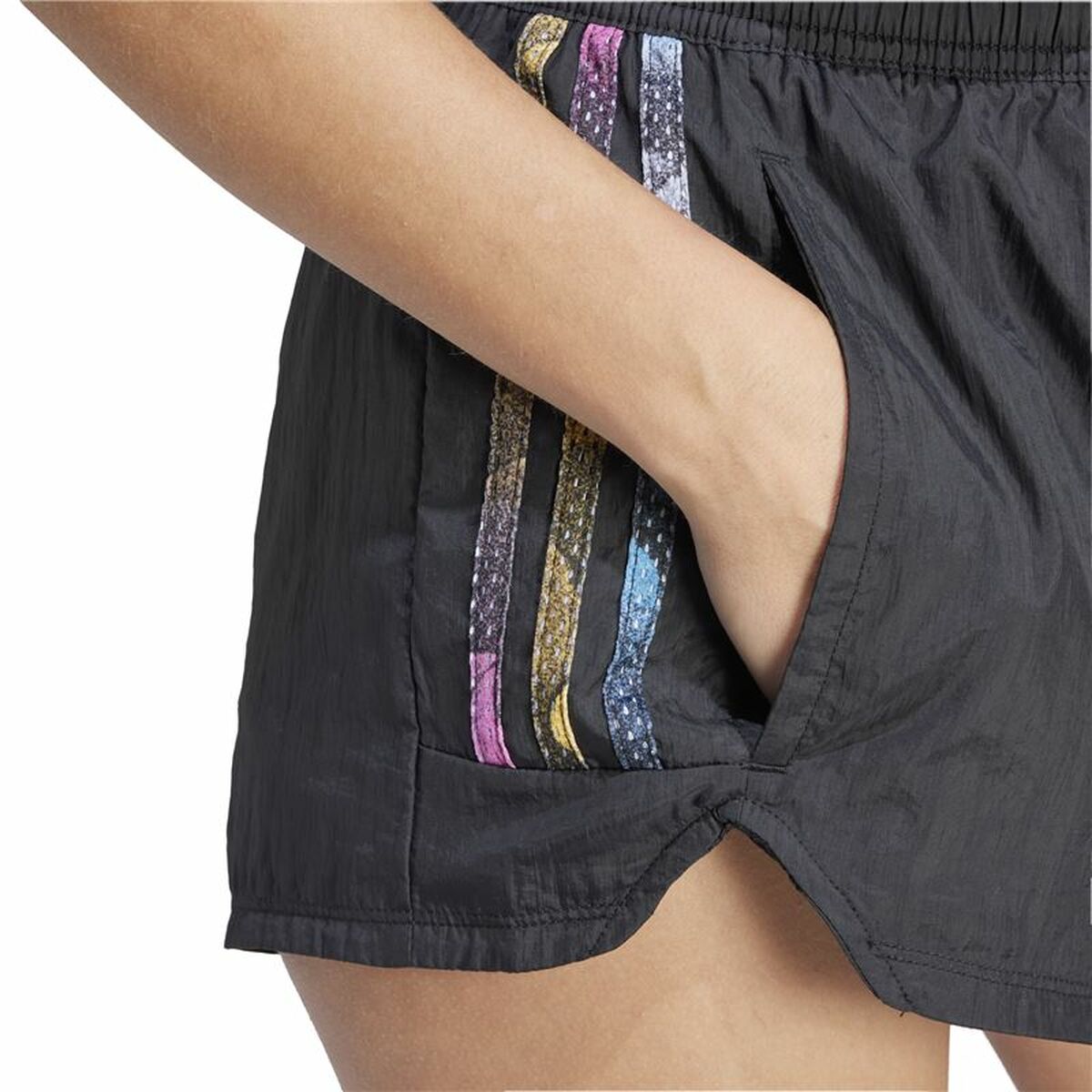 Pantalon scurt Adidas Tiro Q2 Wv Sh (M)