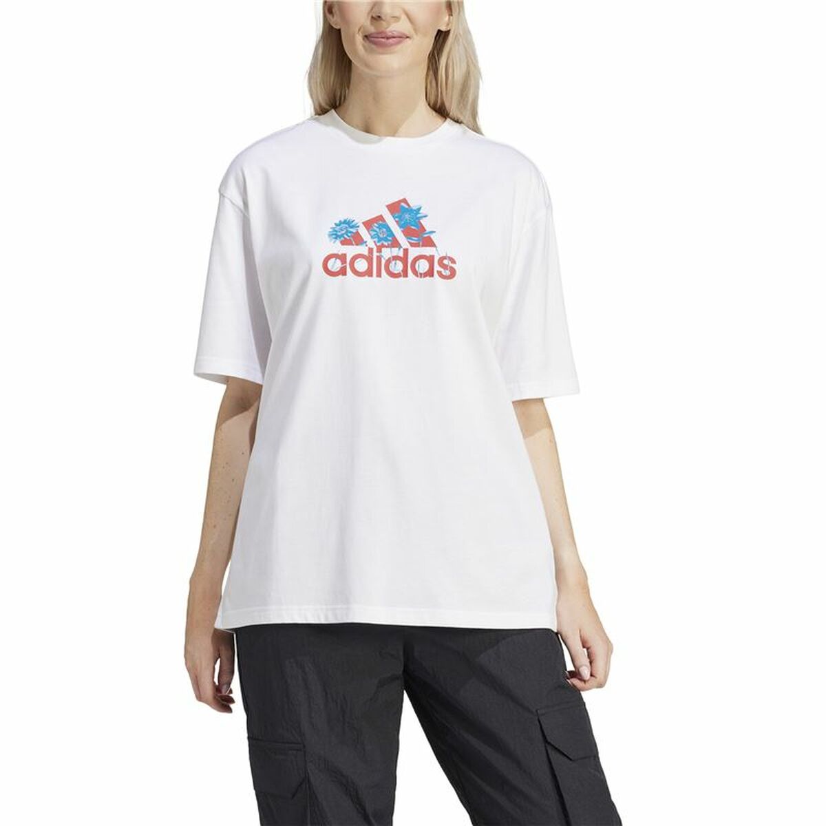 Tricou cu Mânecă Scurtă Femei Adidas Flower Badge of Sports Gt