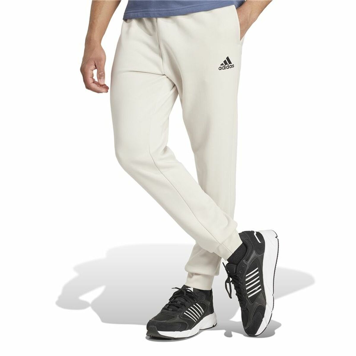 Pantaloni lungi de sport Adidas Essentials Fleece Regular Tapered Alb