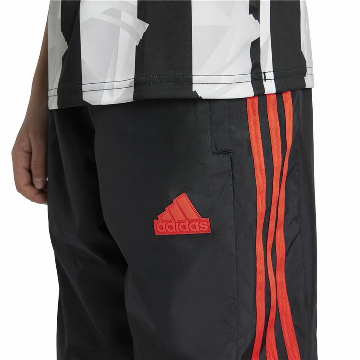 Pantaloni lungi de sport Adidas Tiro Woven Negru Unisex