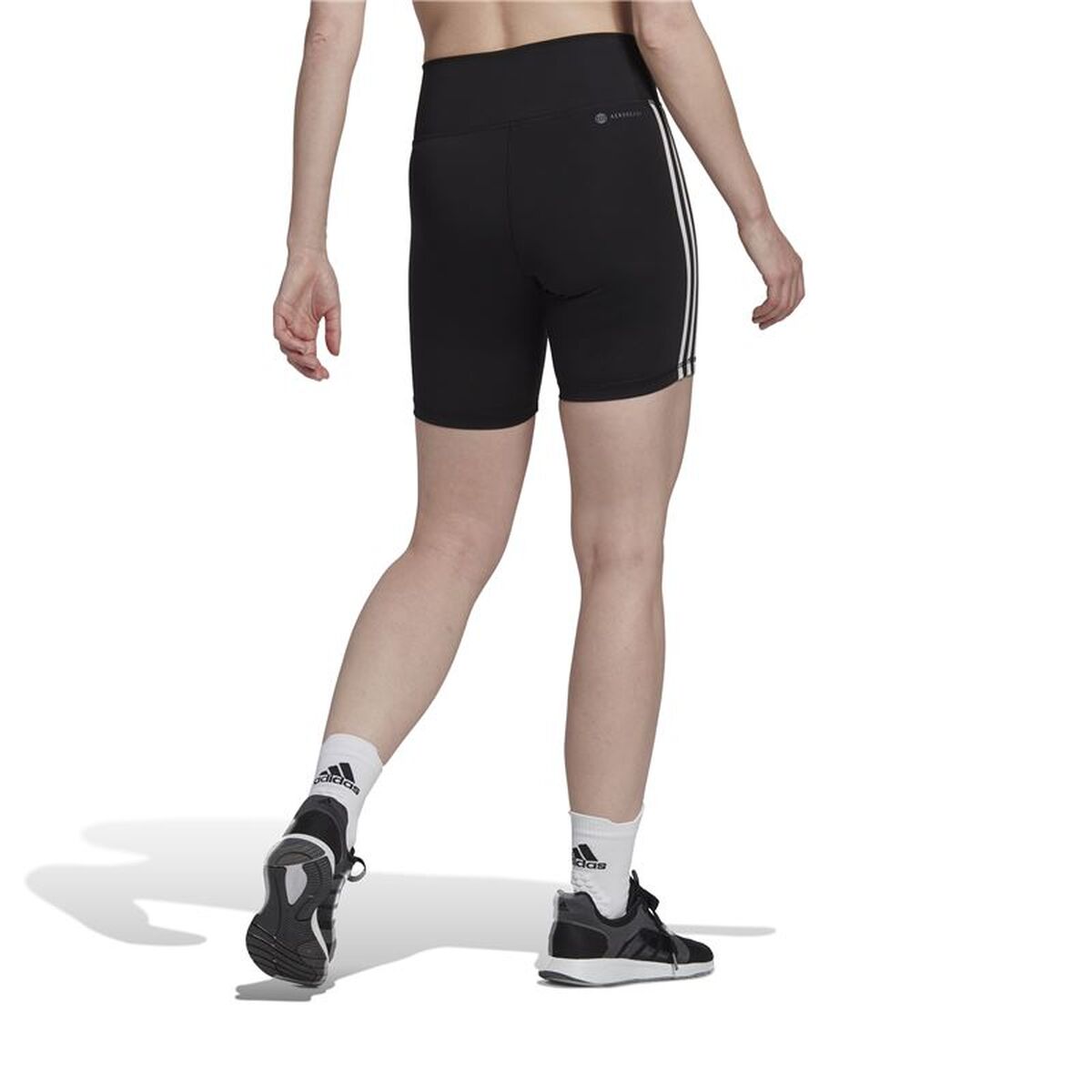 Pantaloni Scurți Sport pentru Damă Adidas Essentials High-Waisted Negru