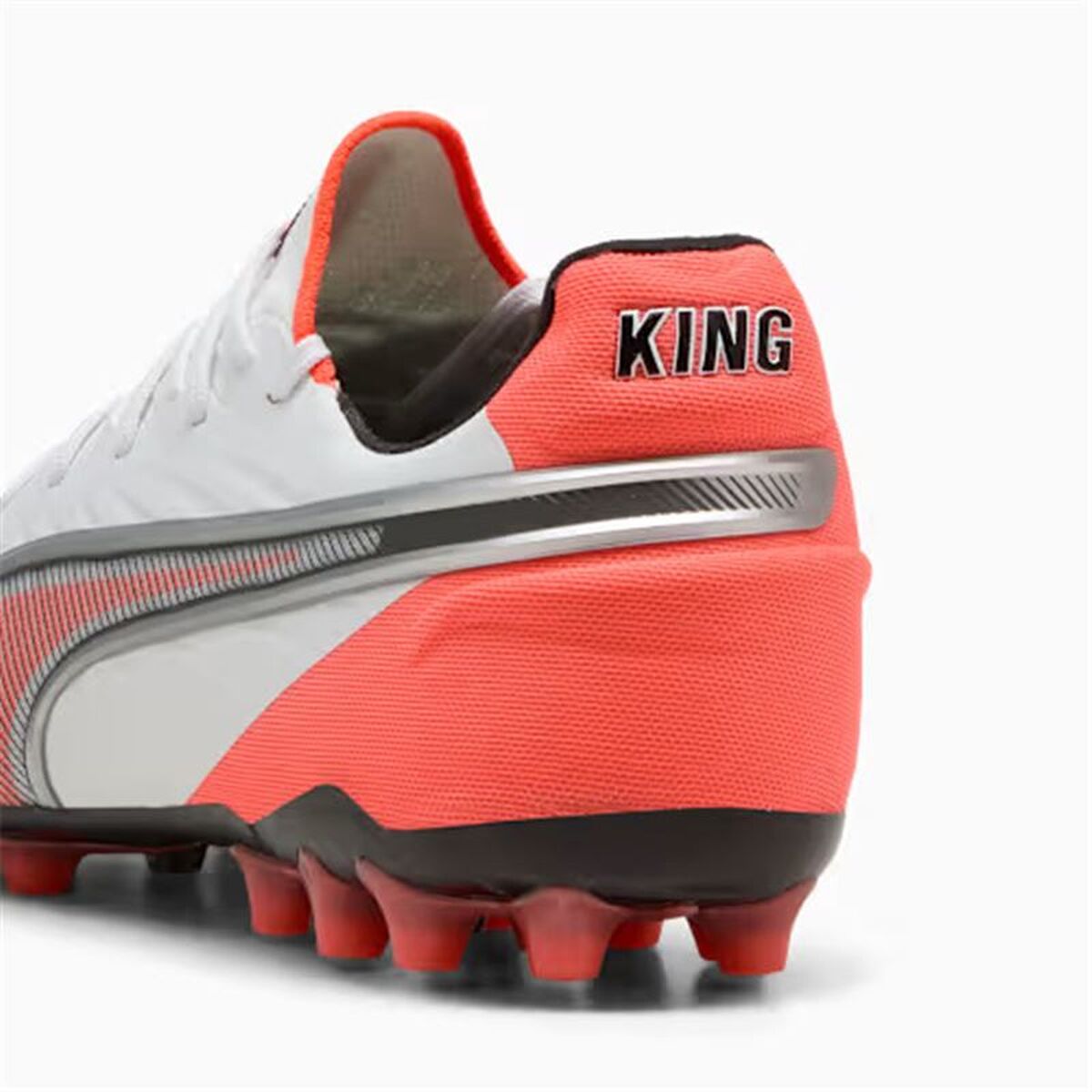 Încălțăminte de Fotbal pentru Adulți Puma King Ultimate Mg Alb